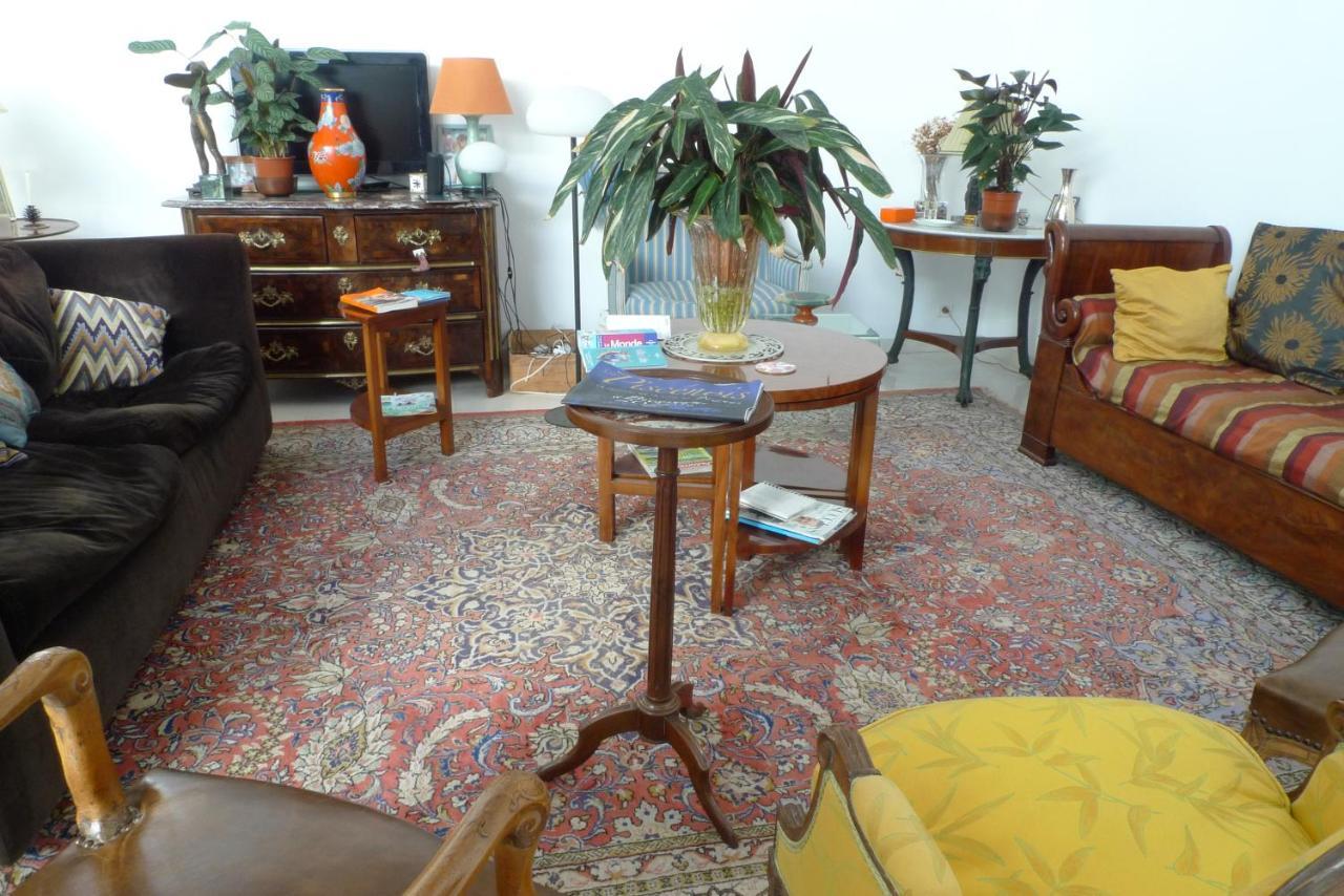 Patio 3 Pezenas Centre Il Y A Plus Cher Mais C Est Moins Bien ภายนอก รูปภาพ